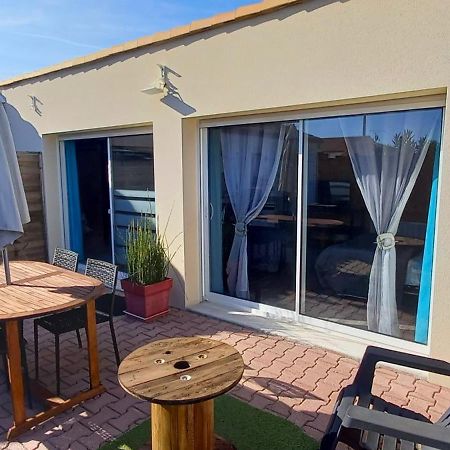 Studio Location Saisonniere Bord De Mer. Saint-Michel-Chef-Chef Exteriör bild